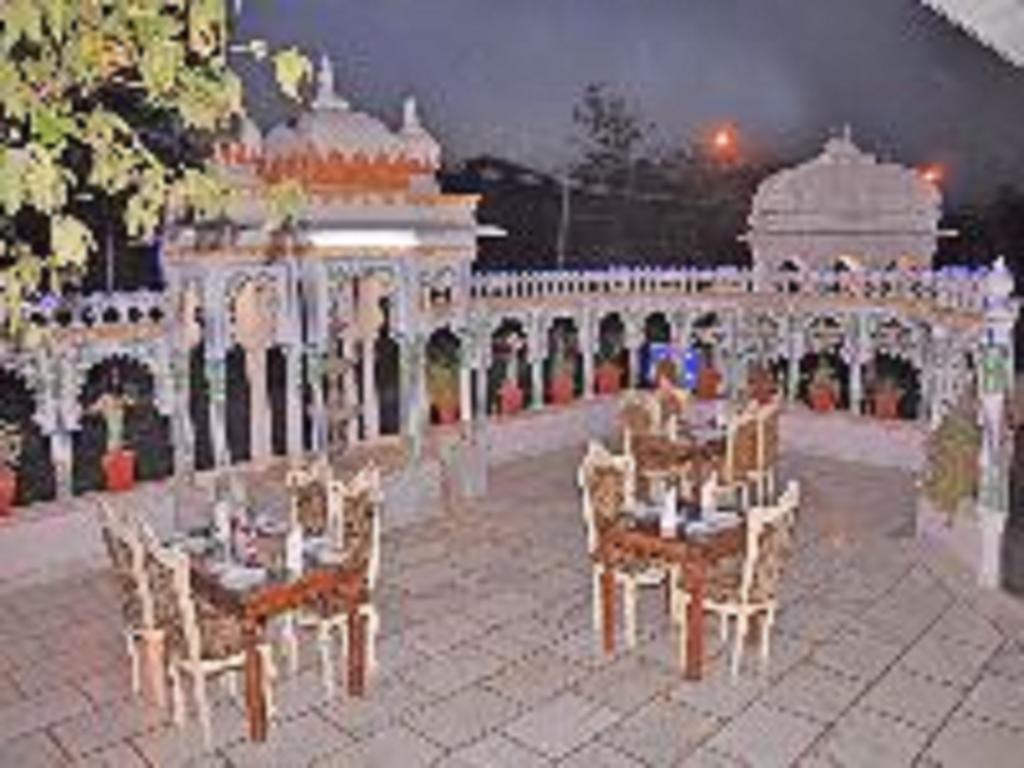 Fabhotel Prime Empire Palace Udaipur Buitenkant foto